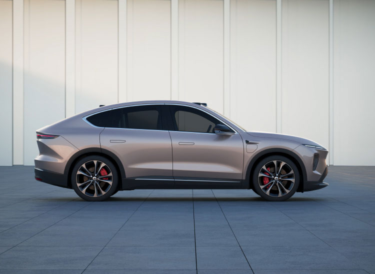 NIO EC7
